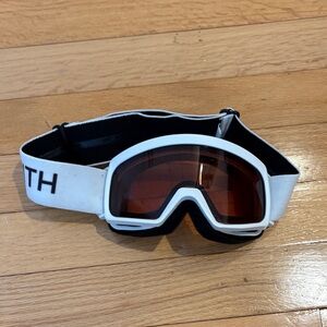 SMITH toddler White and Black Snow Goggles